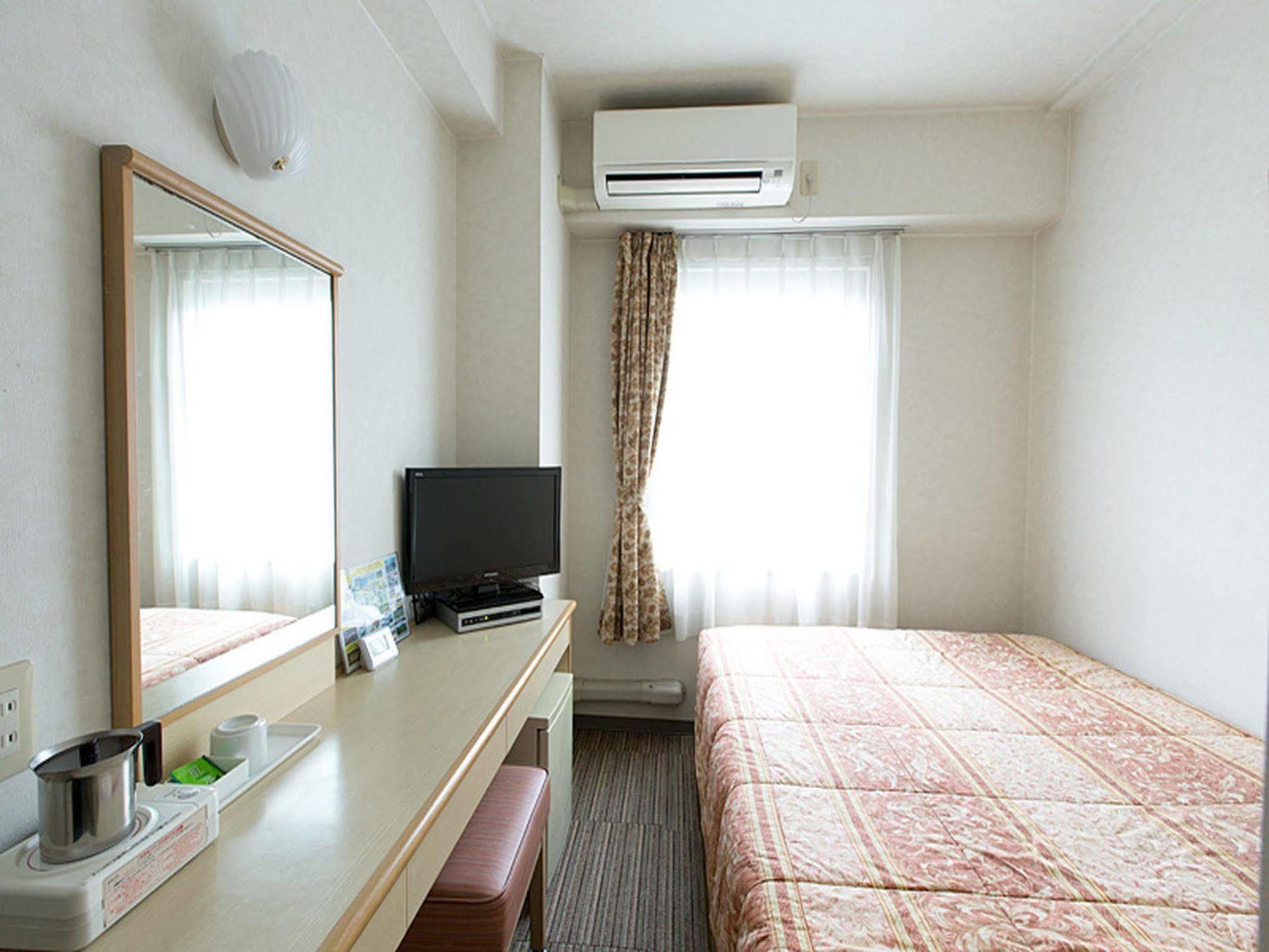 Hotel Park Stadium Naha Exterior foto